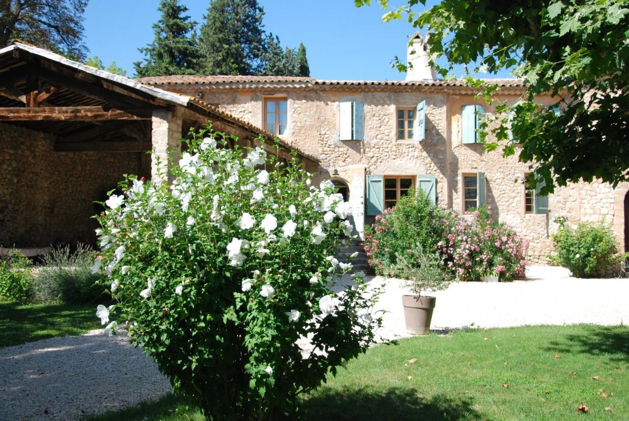 Le Moulin Des Pinchinats Bed and Breakfast Aix-en-Provence Buitenkant foto